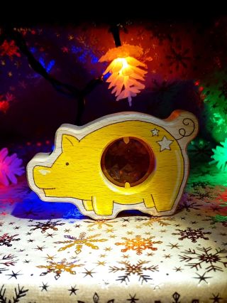 Kdo z vás na Vánoce uvidí zlaté prasátko? To naše duhové od loňska vyrostlo a dostalo nové tvary, takže i když neodoláte...